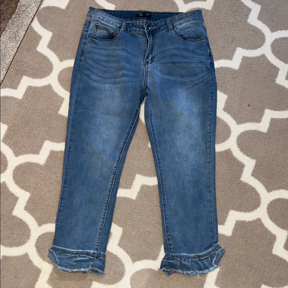 Relativity Blue Ankle Jeans with Frayed Hem